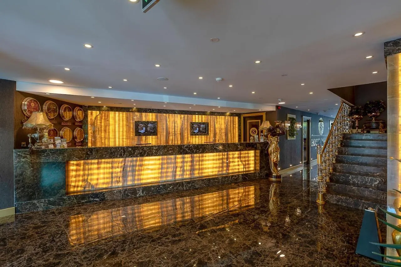 Hotel S White Antalya 3*,
